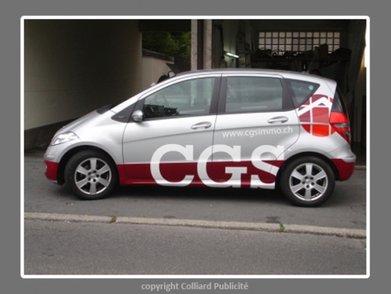 Image Pose d'autocollants sur v&eacute;hicule pour CGS Immobilier - Montreux / Vaud